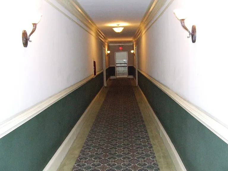 705 Piedmont Ave NE — Photo 4