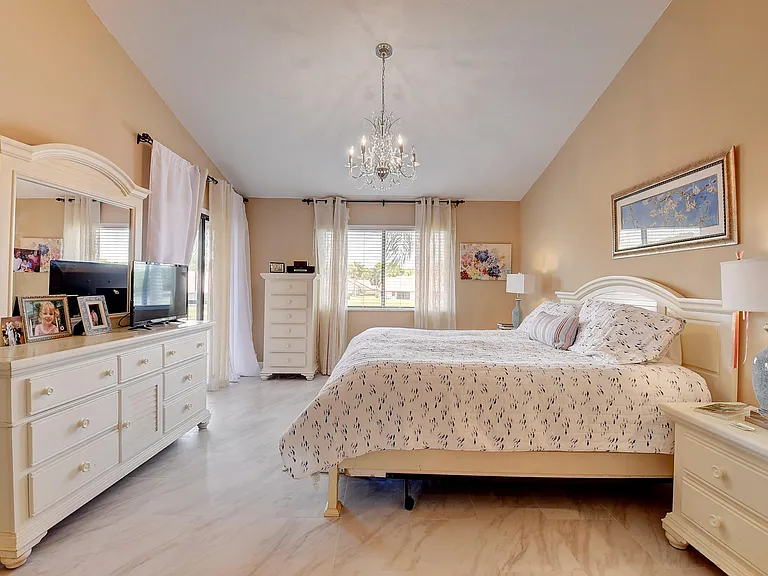 7657 Lexington Club Blvd #C — Photo 19