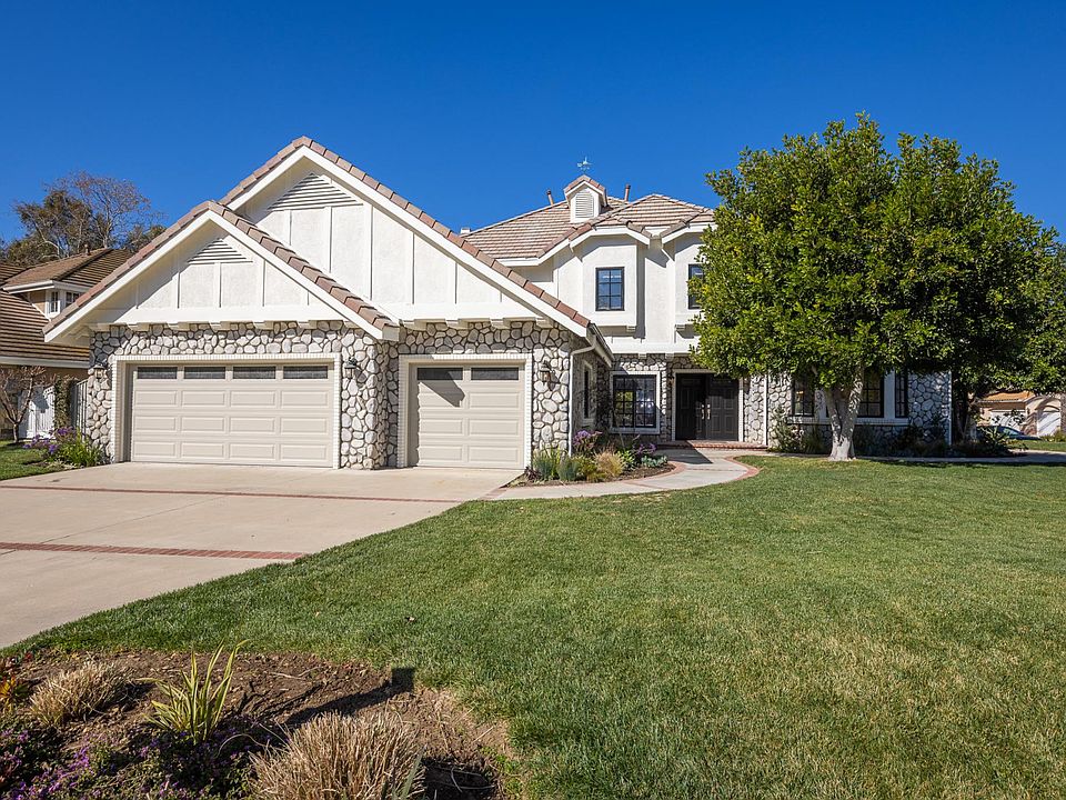 1st image of 851 Camino Flores
