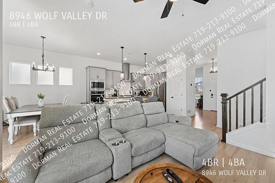 Move-In Special - $500 Off First Month's Rent - Better Than New!! Fully Upgraded 4 Bedroom, 3.5 B... — Photo 4