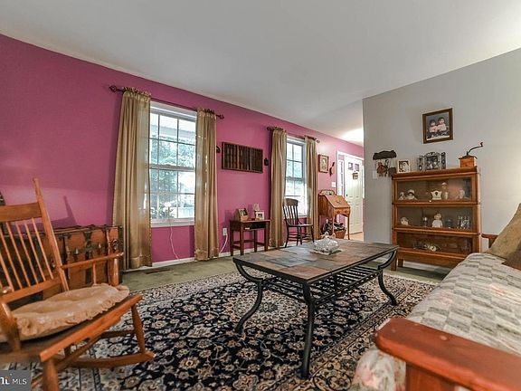5th image of 41176 Queen Arbor Ct