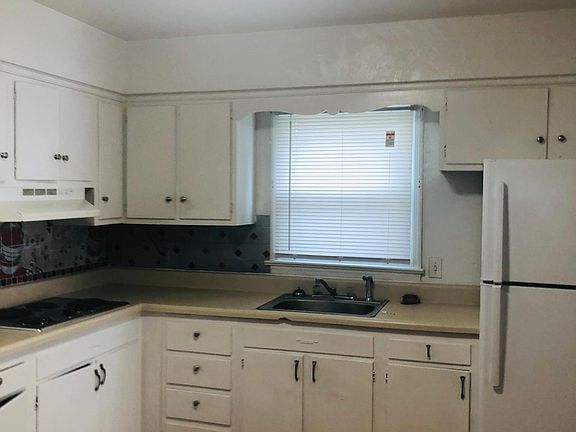 5th image of 2916 Myrtle Ave #B