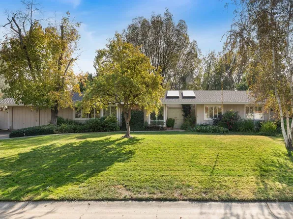 44725 Country Club Dr, El Macero, CA 95618