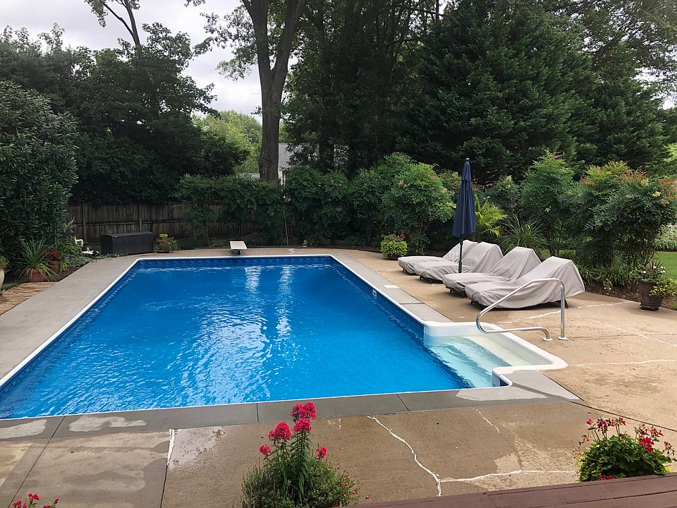 1st image of 114 Grande Oaks Ct