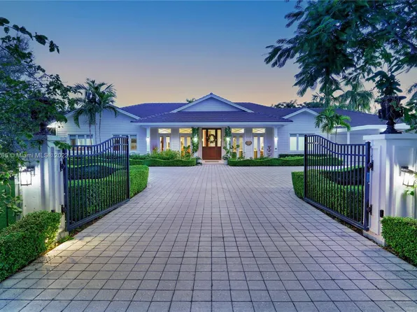 7402 SW 102nd St, Pinecrest, FL 33156