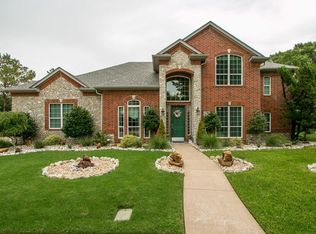 2915 Lakeside Cir, Grapevine, TX 76051