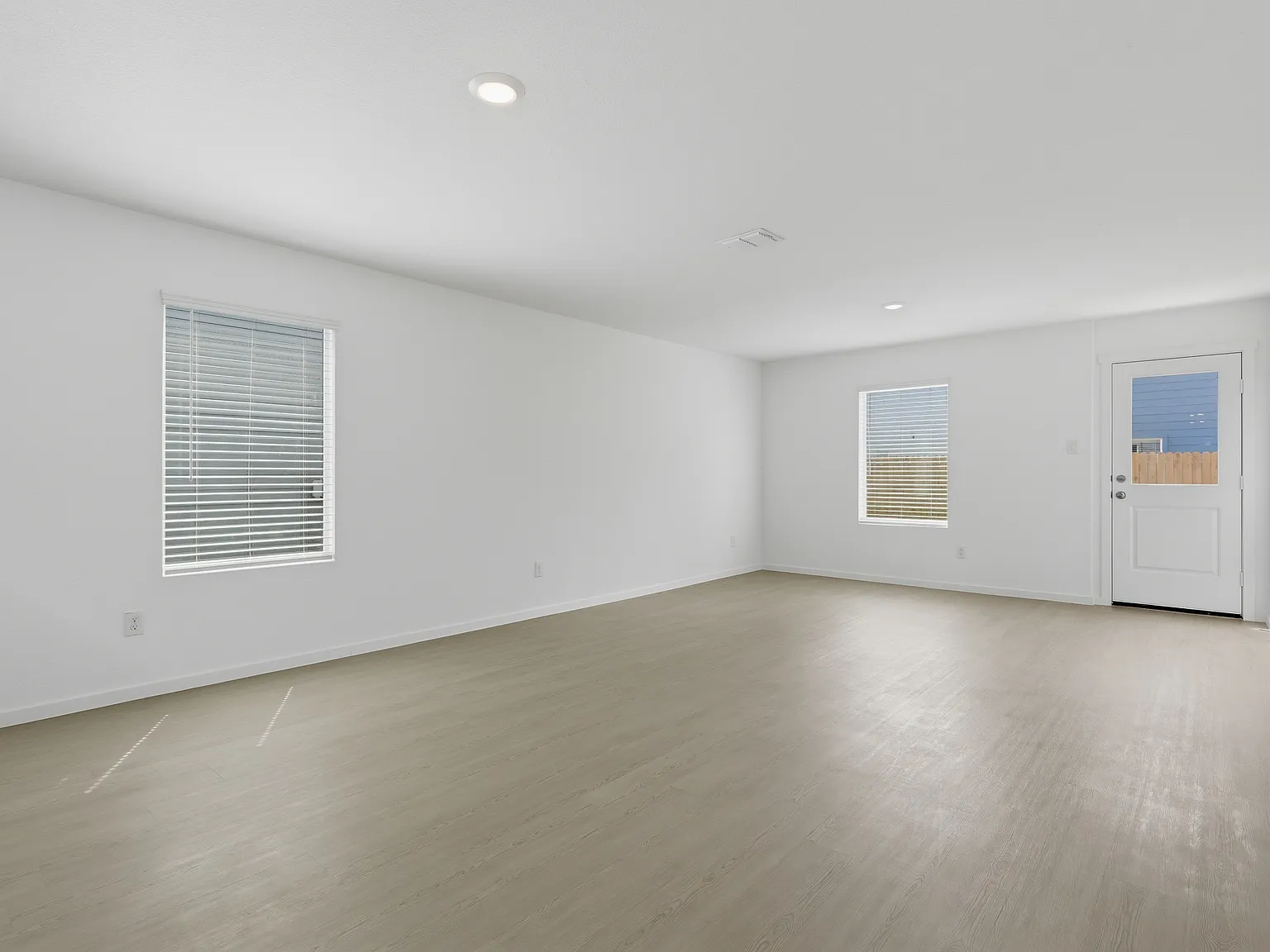 4 bed, 1535 sqft, $1,850 — Photo 4