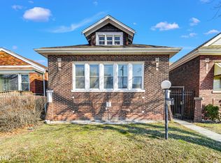 8311 S Paxton Ave, Chicago, IL 60617