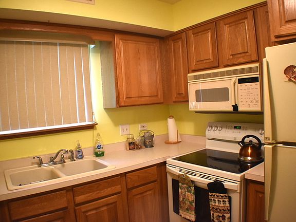 5th image of 18071 Live Oak Ct #1612