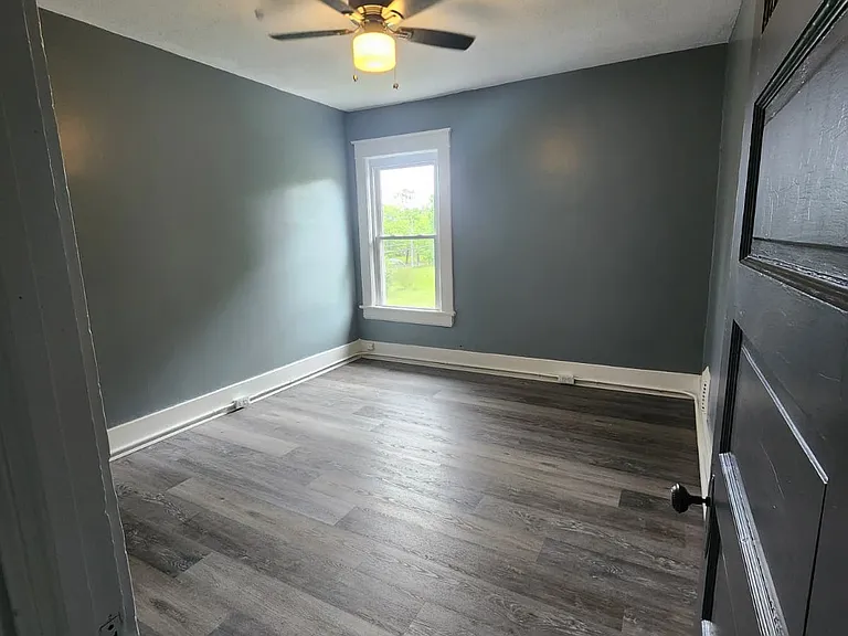 234 Fairgreen Ave — Photo 10