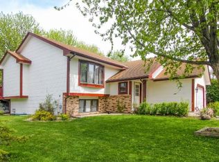 873 Westwind Dr, Little Canada, MN 55109