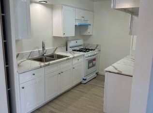 1853 1/2 Alpha Rd #6, Glendale, CA 91208