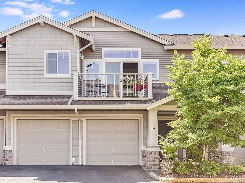 1st image of 1027 61st St SE APT 104