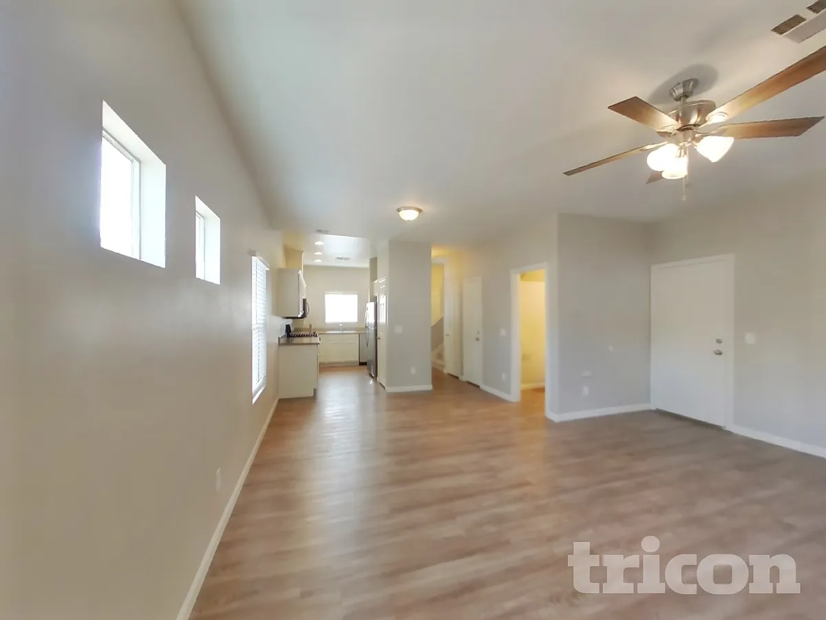 Building Photo - 5142 Piazza Cavour Dr