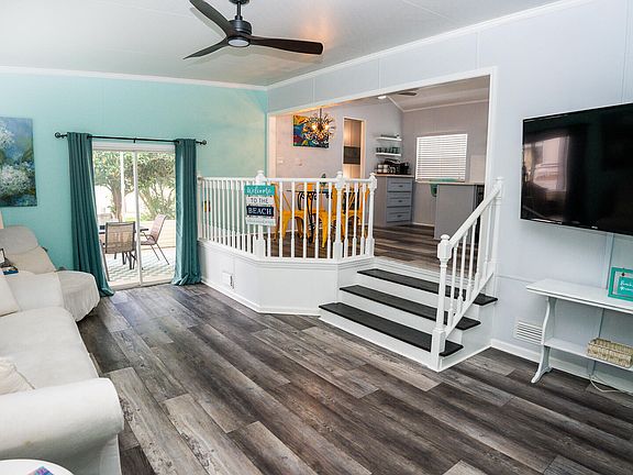 3rd image of 1219 Navy Blvd #133