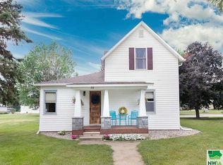 232 Maple St, Whiting, IA 51063