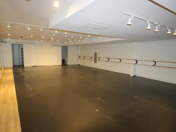 100 Grand Street image 3 of 7