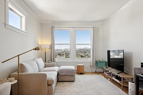 2211 California St Photo 1