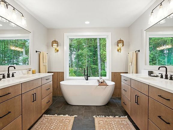 5th image of 388 Reddenwood Rd Lot 6