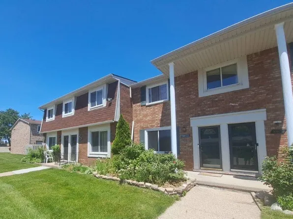 38174 Jamestown Dr, Sterling Heights, MI 48312