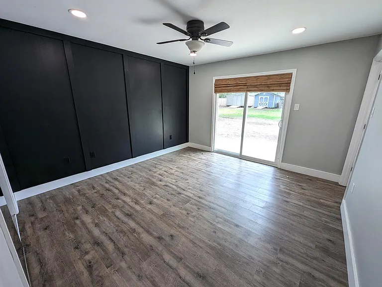 8717 Sand Pine Dr — Photo 25