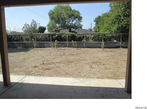 2nd image of 5312 N Mountainview Ave
