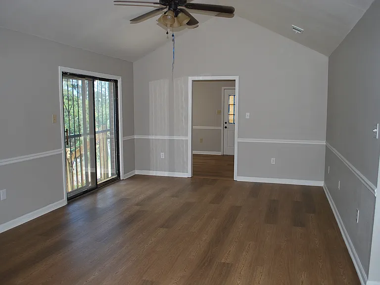 2643 Corning St — Photo 17