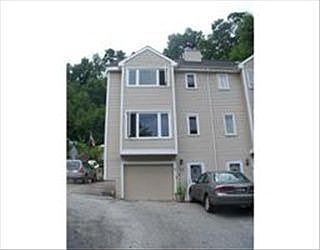 1st image of 80 S Riverview St