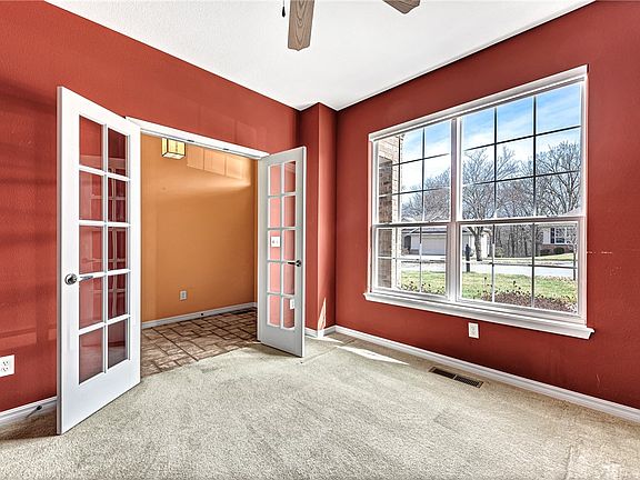 4th image of 61 Highland Pkwy