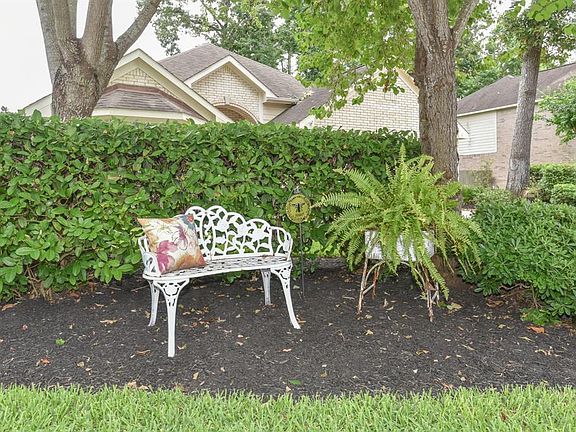 4th image of 3022 Pine Chase Dr