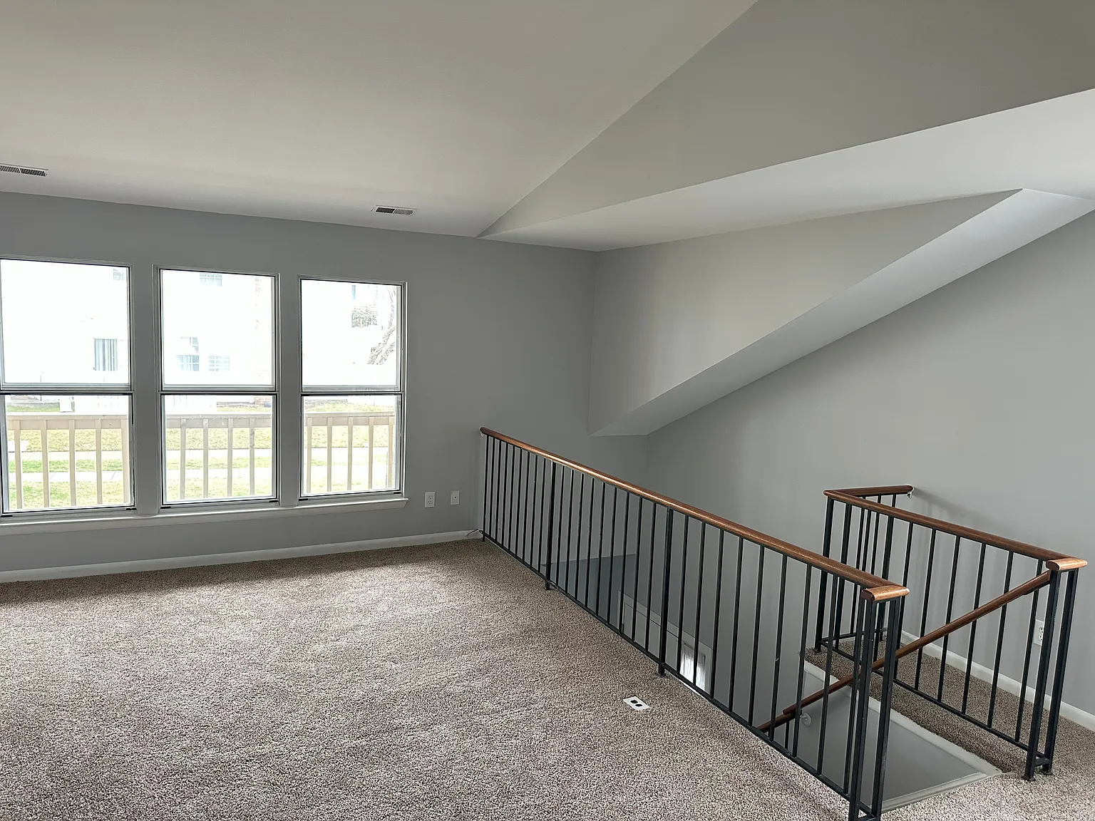 19916 Appledowre Cir — Photo 3