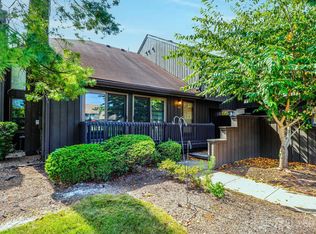 184 Westgate Dr, Edison, NJ 08820