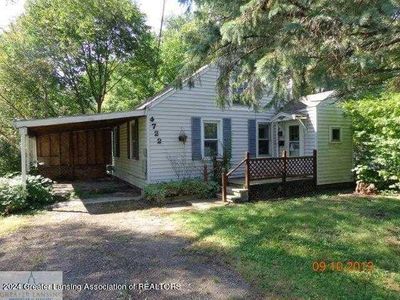 4722 Christiansen Rd, Lansing, MI, 48910