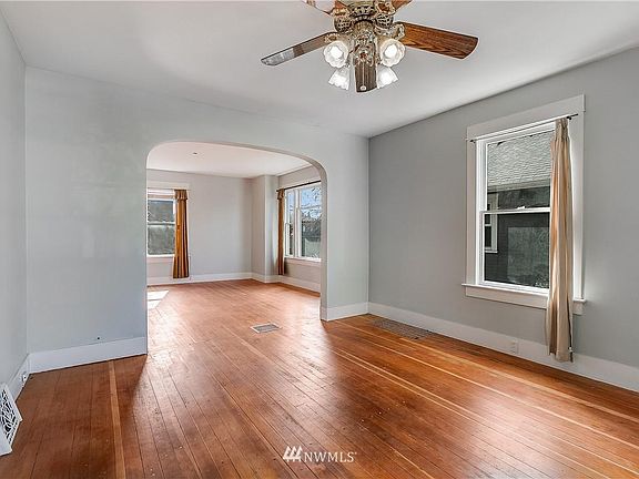 5th image of 621 & 627 NW 44th St