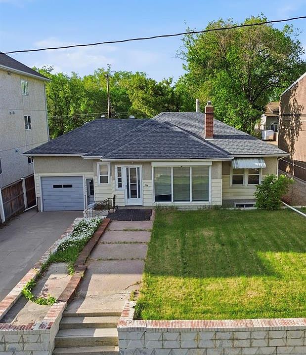 1st image of 306 108th STREET W
