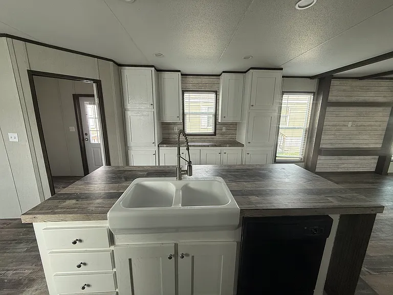 Maplewind MHP — Photo 15