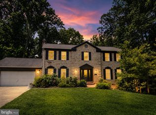 8720 Camille Dr, Potomac, MD 20854