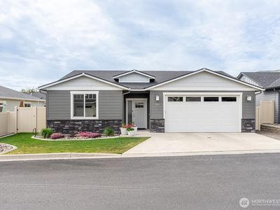 222 Pershing Circle, Wenatchee, WA, 98801