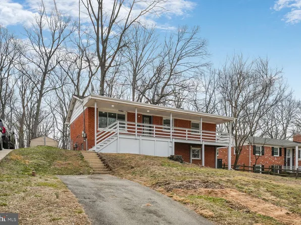 14323 Louisa St, Woodbridge, VA 22191