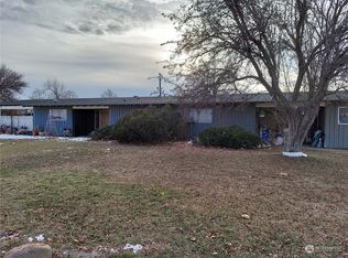 405 & 407 Biggs Dr NE, Moses Lake, WA 98837