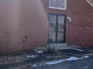 713 College St, Portland, TN 37148