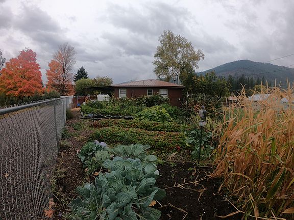 2nd image of 604 4th Ave E