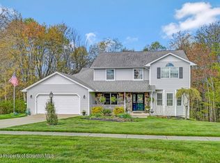 205 Autumn Dr, Moscow, PA 18444