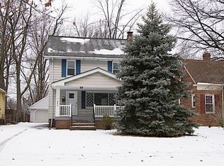 864 Englewood Rd, Cleveland Heights, OH 44121