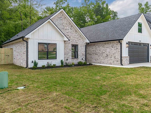 4th image of 4502 Lone Oak Ln