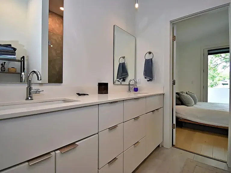 1301 Luna St #2 — Photo 19