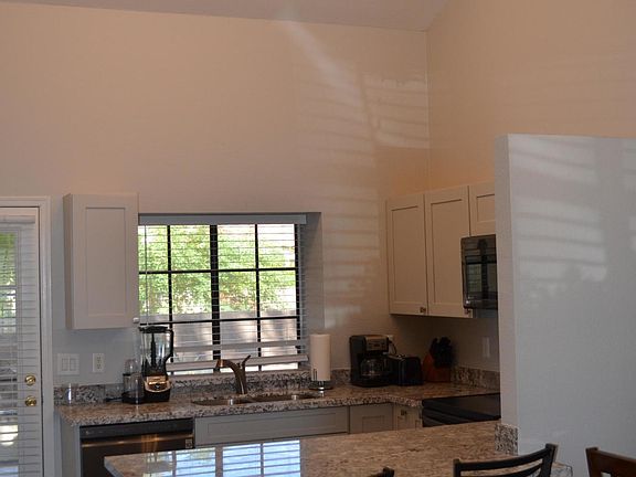 2nd image of 921 W University Dr Unit 1185