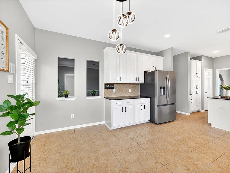 27011 Rockwood Park Ln — Photo 10