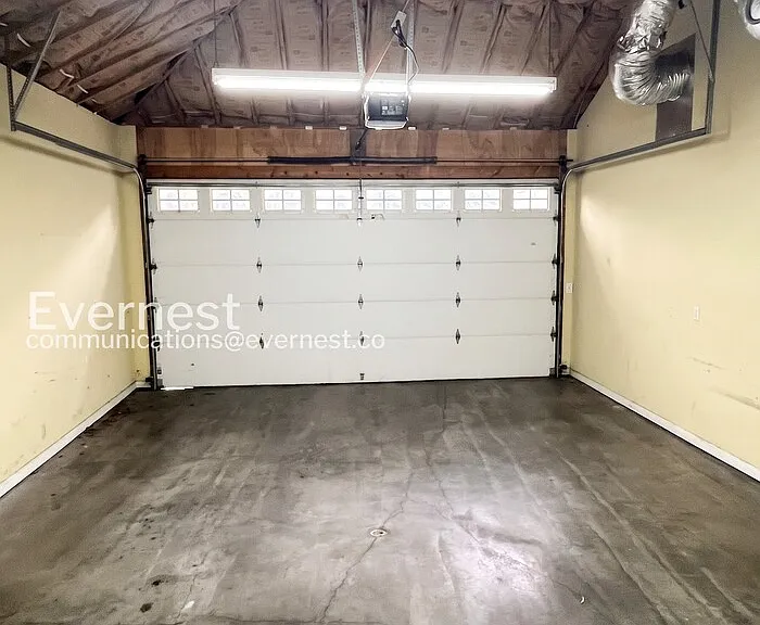 109 Mayfair Rd — Photo 27
