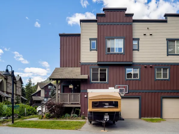1446 Vine Rd #20, Pemberton, BC V0N 2L1